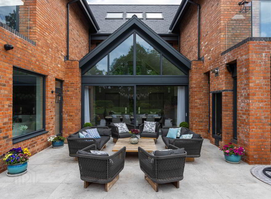 88 Circular Road, Belfast, BT4 2GE