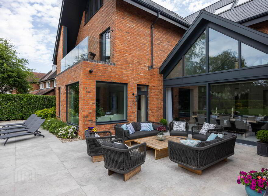 88 Circular Road, Belfast, BT4 2GE
