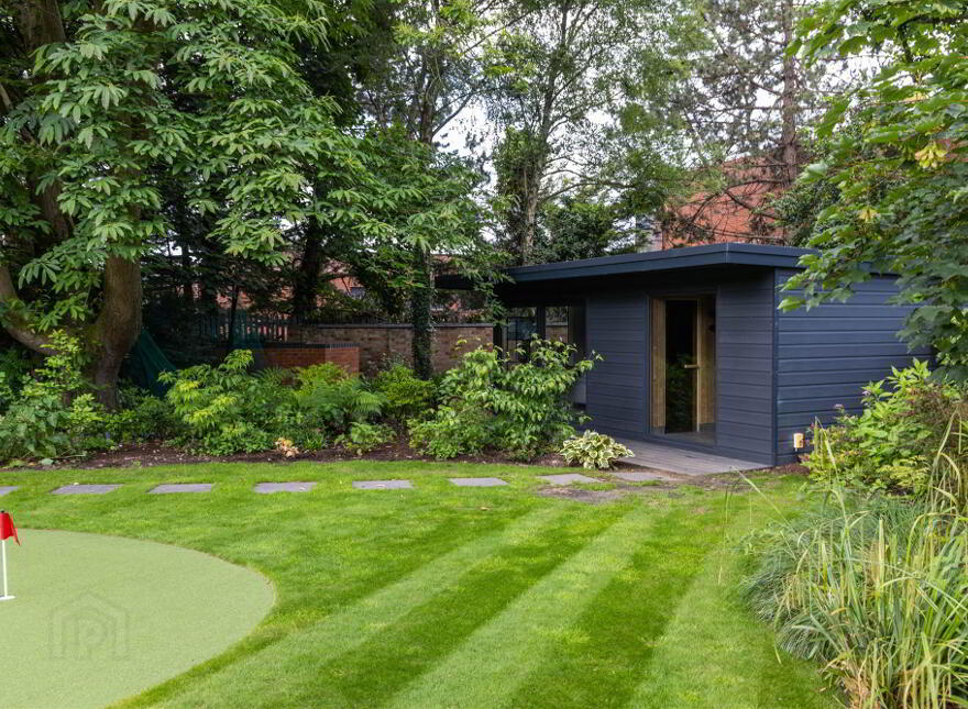 88 Circular Road, Belfast, BT4 2GE