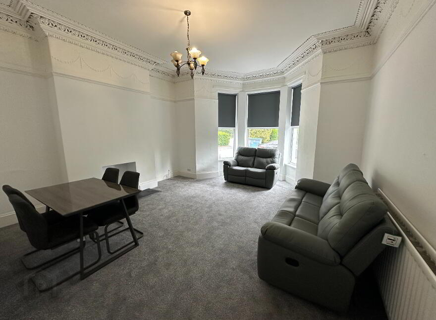 41 Knock Road Apt 1, Ballyhackamore, Belfast, BT5 6LA