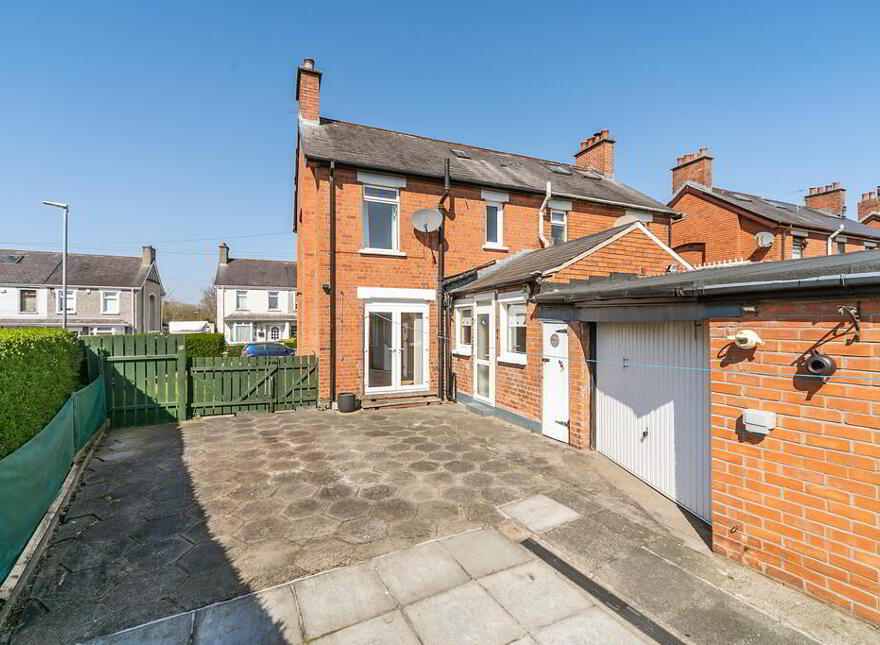 16 Sandhill Parade, Belfast, BT5 6FG