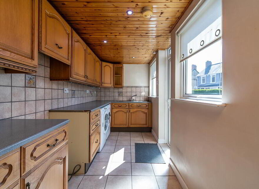 16 Sandhill Parade, Belfast, BT5 6FG