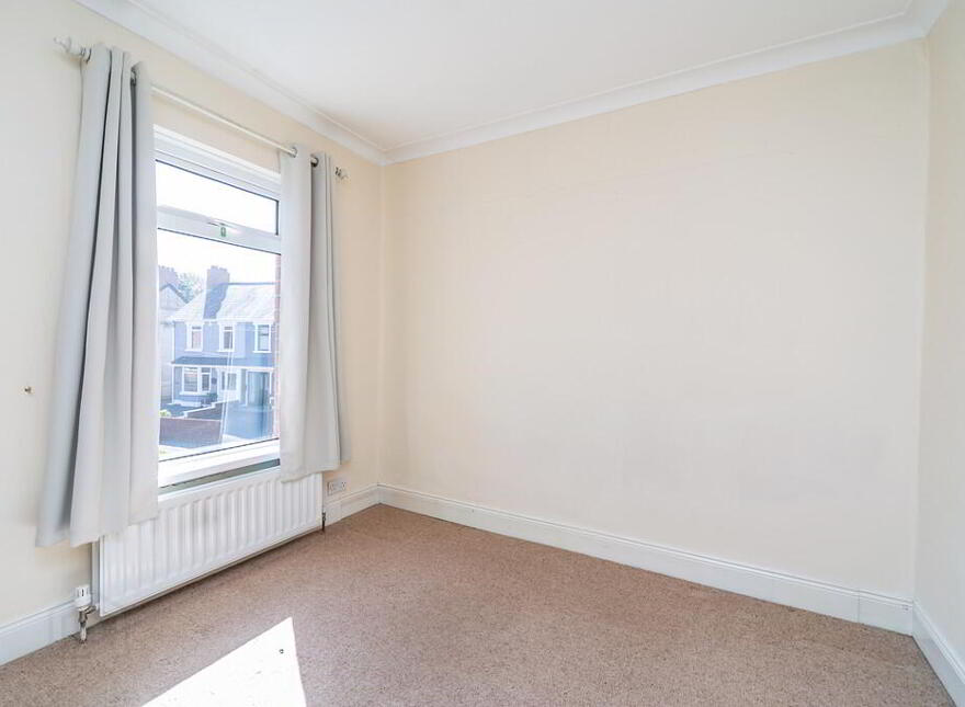 16 Sandhill Parade, Belfast, BT5 6FG
