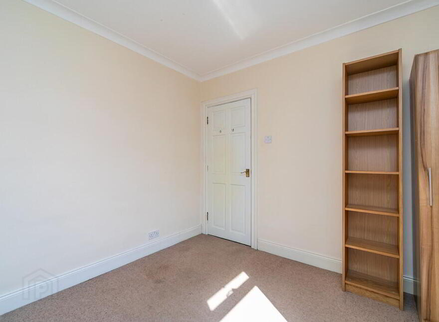 16 Sandhill Parade, Belfast, BT5 6FG