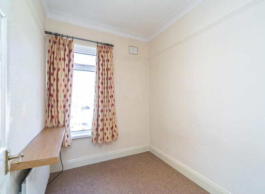 16 Sandhill Parade, Belfast, BT5 6FG