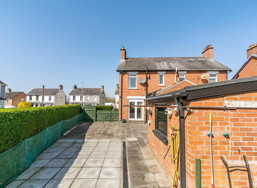 16 Sandhill Parade, Belfast, BT5 6FG