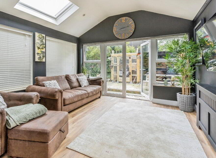 7 Hawthorn Rise, Ballywalter, Newtownards, BT22 2UG