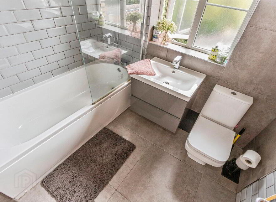7 Hawthorn Rise, Ballywalter, Newtownards, BT22 2UG