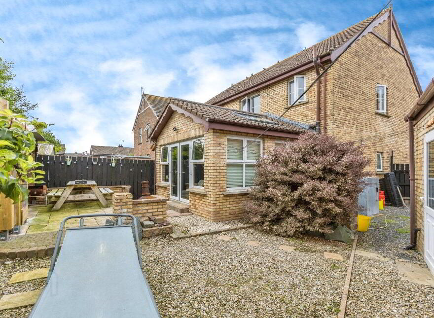 7 Hawthorn Rise, Ballywalter, Newtownards, BT22 2UG