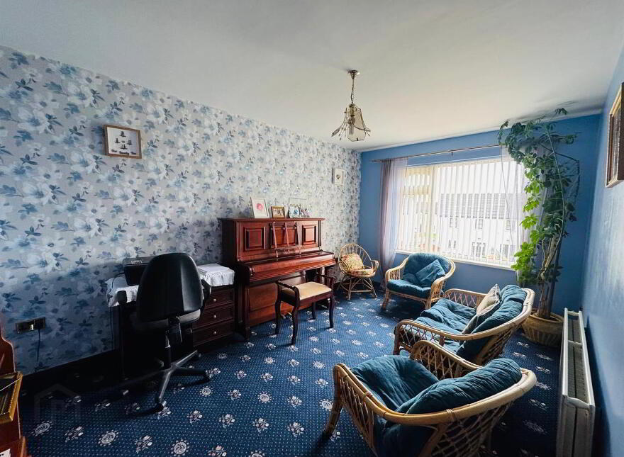 76 Woodend Road, Strabane, BT82 0AU