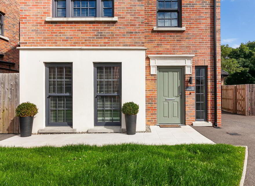 32 Cottonmill Green, Newtownabbey, BT36 4AX