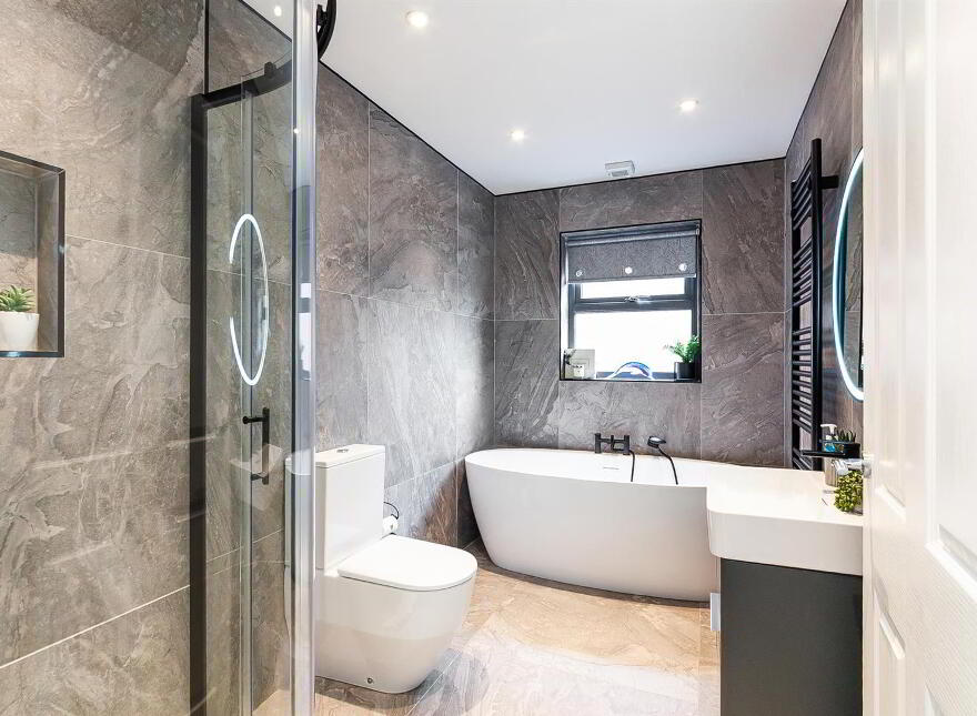 32 Cottonmill Green, Newtownabbey, BT36 4AX