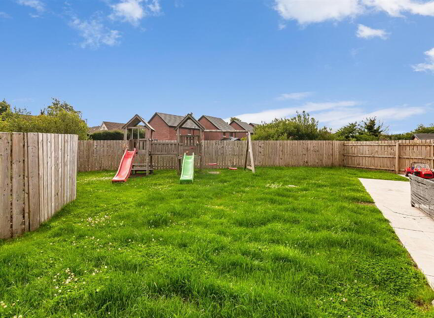 32 Cottonmill Green, Newtownabbey, BT36 4AX
