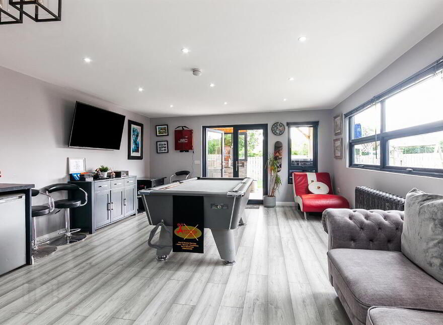 32 Cottonmill Green, Newtownabbey, BT36 4AX