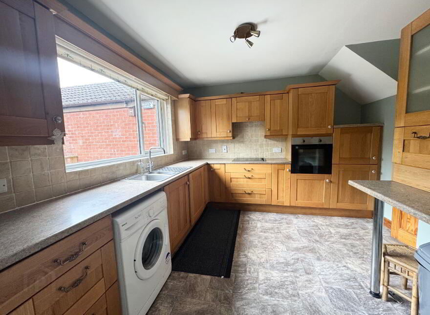 10 Dalton Park, Armagh, BT60 4AG