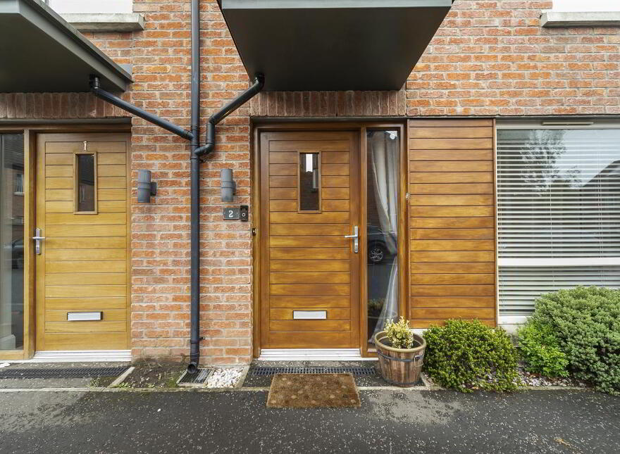 2 Victoria Close, Belfast, BT4 1PF