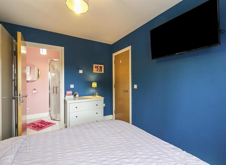 2 Victoria Close, Belfast, BT4 1PF