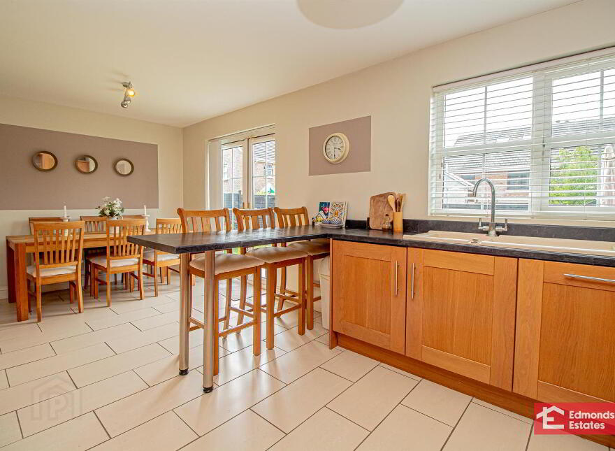 2 Dermont Lane, Newtownabbey, BT36 4NT