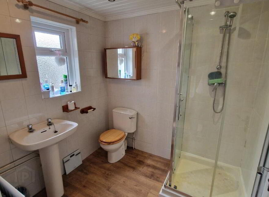 24 Greenfields, Randalstown, BT41 3BU