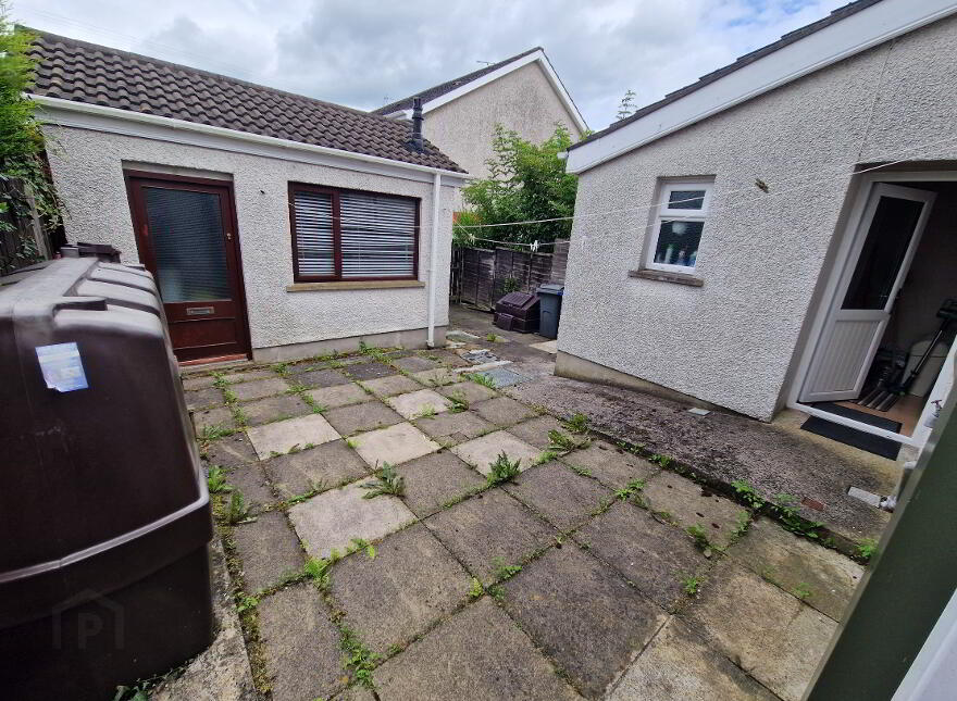 24 Greenfields, Randalstown, BT41 3BU