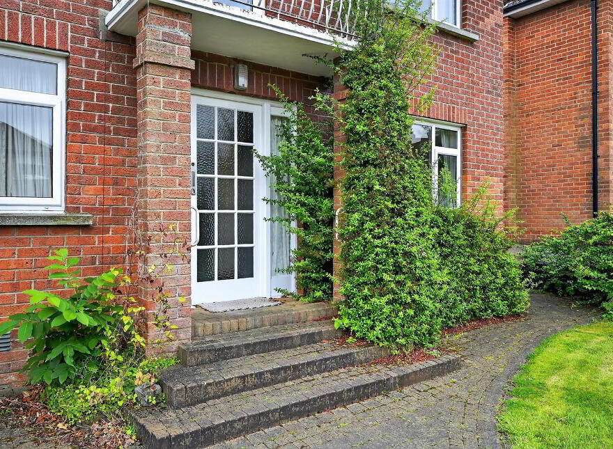 45 Deramore Drive, Belfast, BT9 5JS