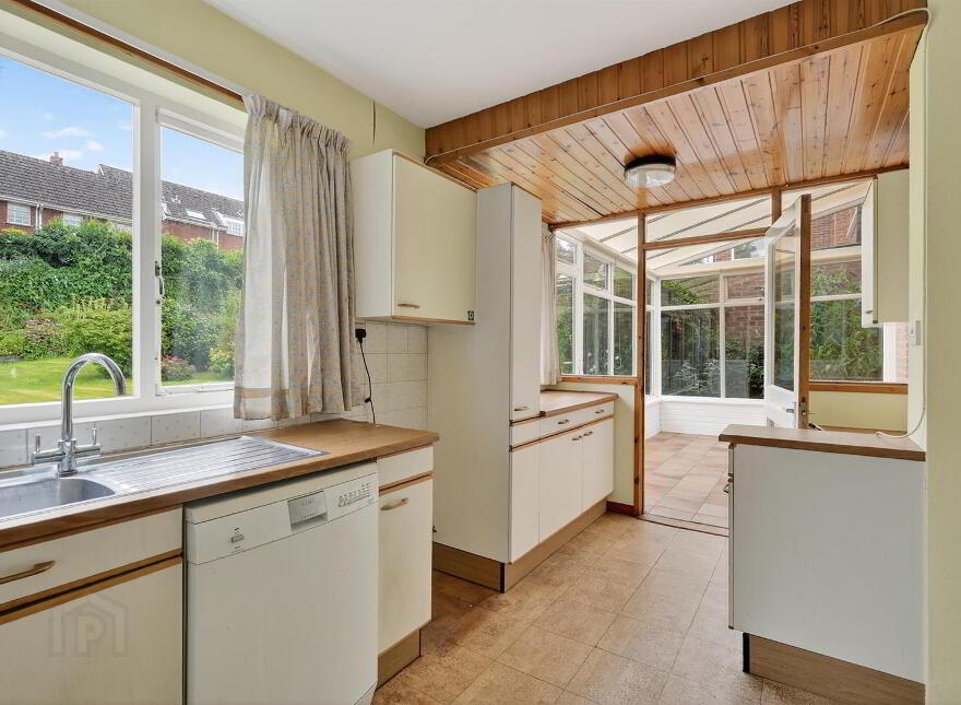 45 Deramore Drive, Belfast, BT9 5JS