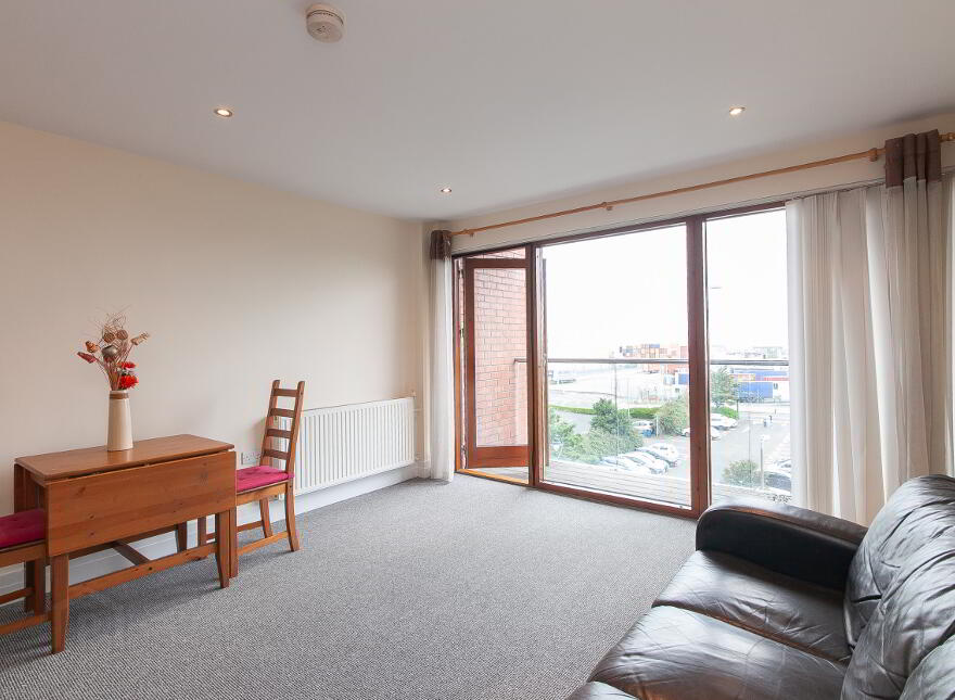 101 James Clow Building, 15 Princes Dock, Belfast, BT1 3DS