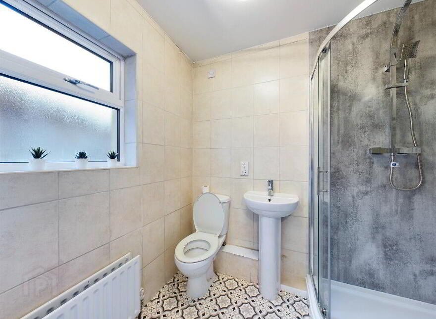 3.2 Eglantine Avenue, Belfast, BT9 6DW