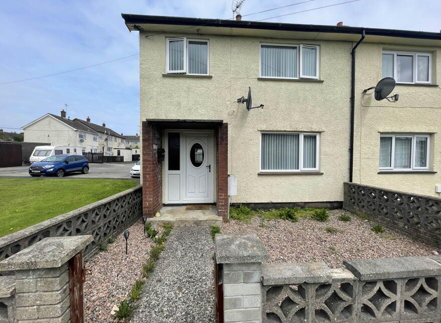 15 Fanad Walk, Larne, BT40 2JN photo