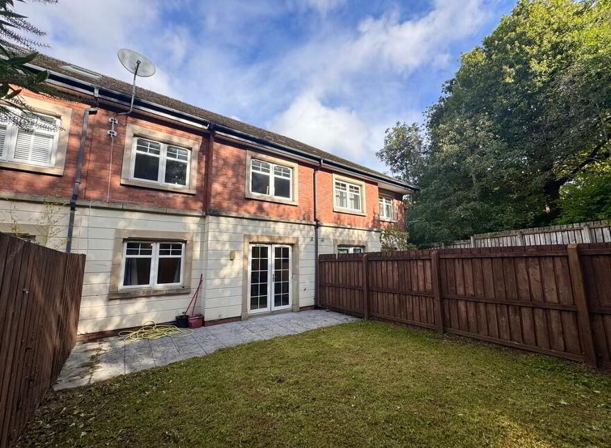 35 Upper Courtyard, Wellington Square, Belfast, BT7 3LJ