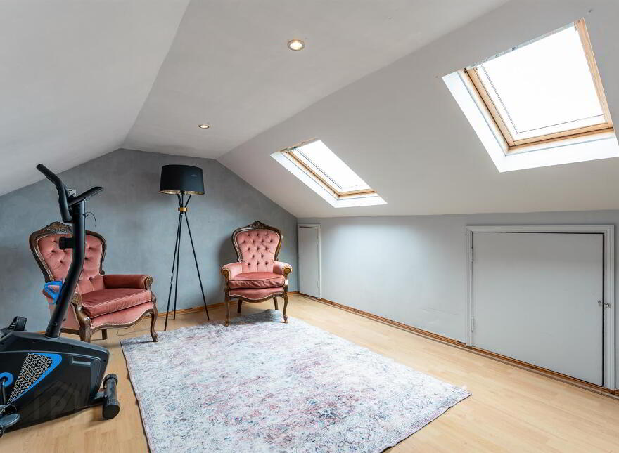 15 Claggan Park, Dundonald, Belfast, BT16 2SR