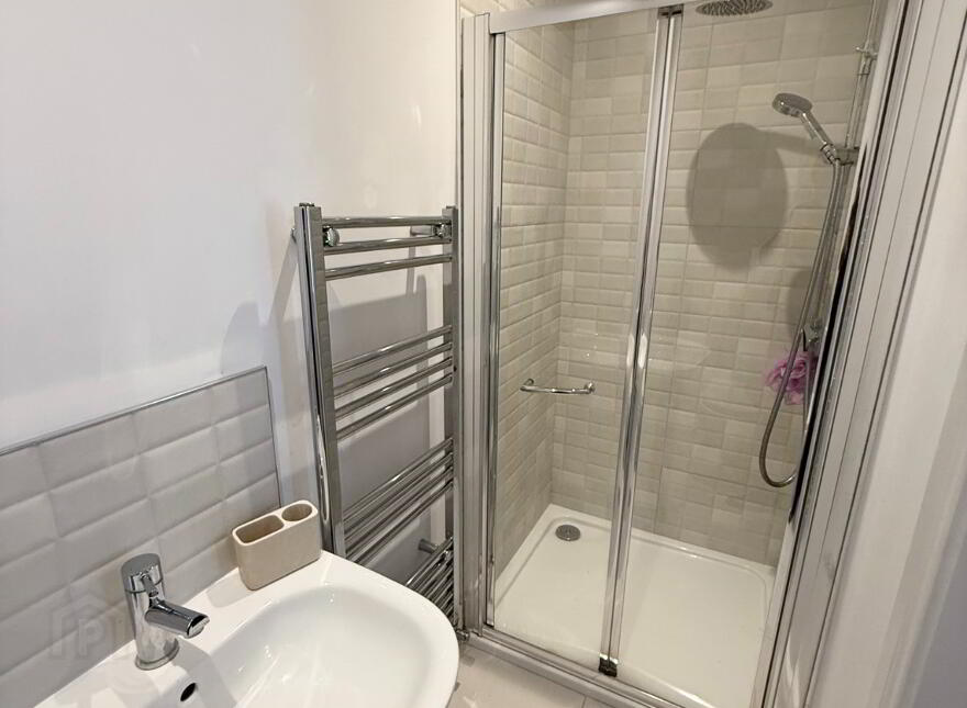 6 Deanery Gardens, Armagh, BT61 7AS