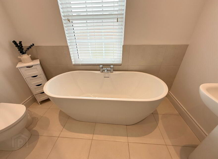 6 Deanery Gardens, Armagh, BT61 7AS
