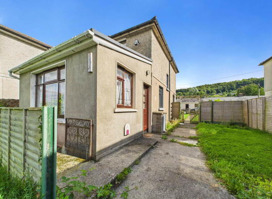 18 Saint Molleran`s, Carrickbeg, Carrick-On-Suir, E32HE39