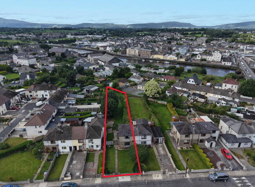 18 Saint Molleran`s, Carrickbeg, Carrick-On-Suir, E32HE39