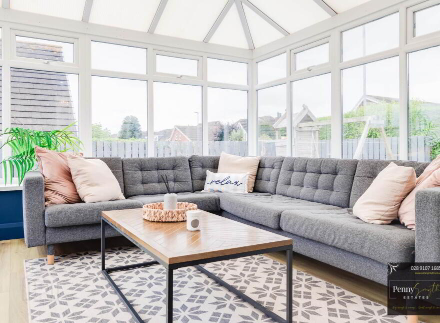 17 Belgravia Park, Bangor, BT19 6XB
