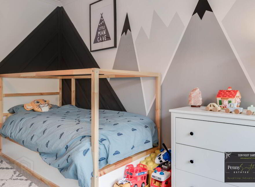 17 Belgravia Park, Bangor, BT19 6XB