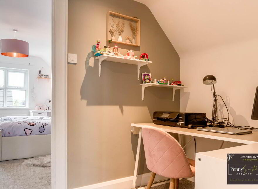 17 Belgravia Park, Bangor, BT19 6XB
