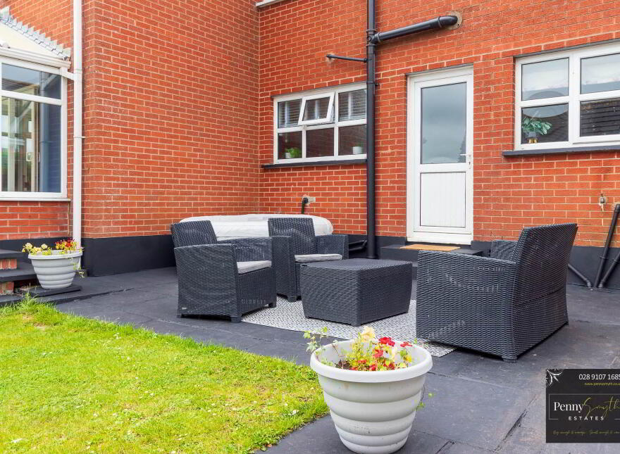 17 Belgravia Park, Bangor, BT19 6XB