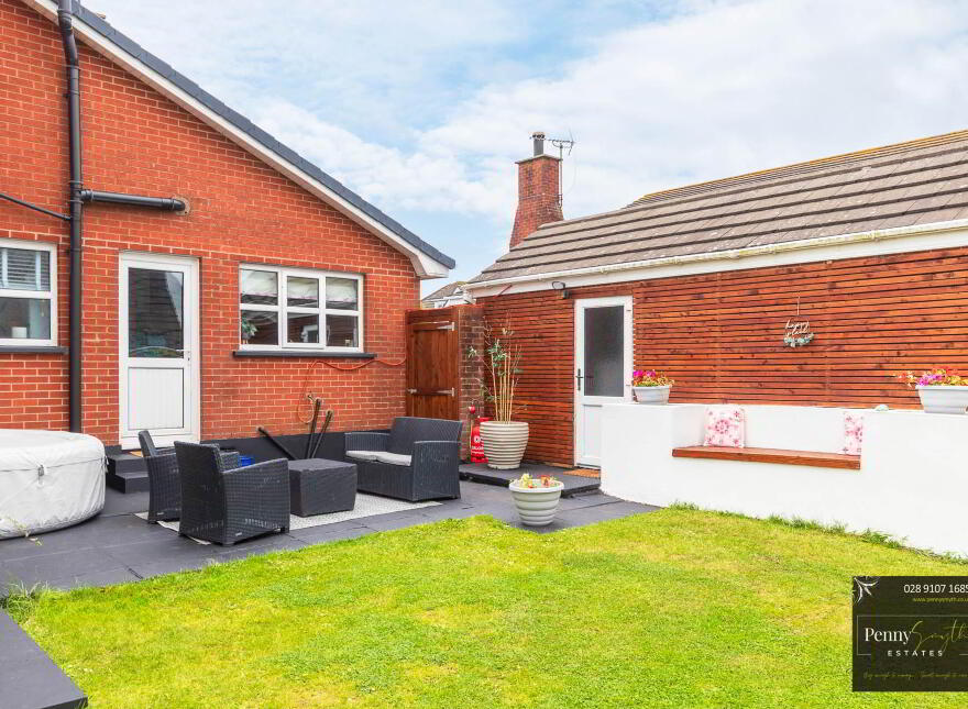 17 Belgravia Park, Bangor, BT19 6XB