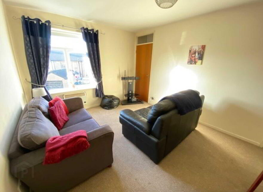 8 Hopedene Court, Dundela Gardens, Belfast, BT4 3DP