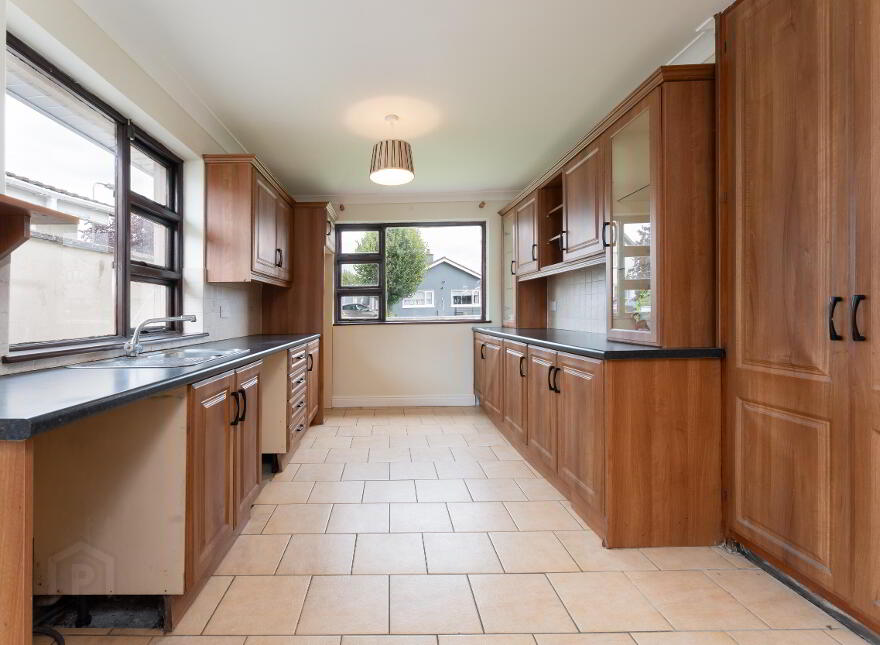 72 Allenview Heights, Newbridge, Kildare, W12K224