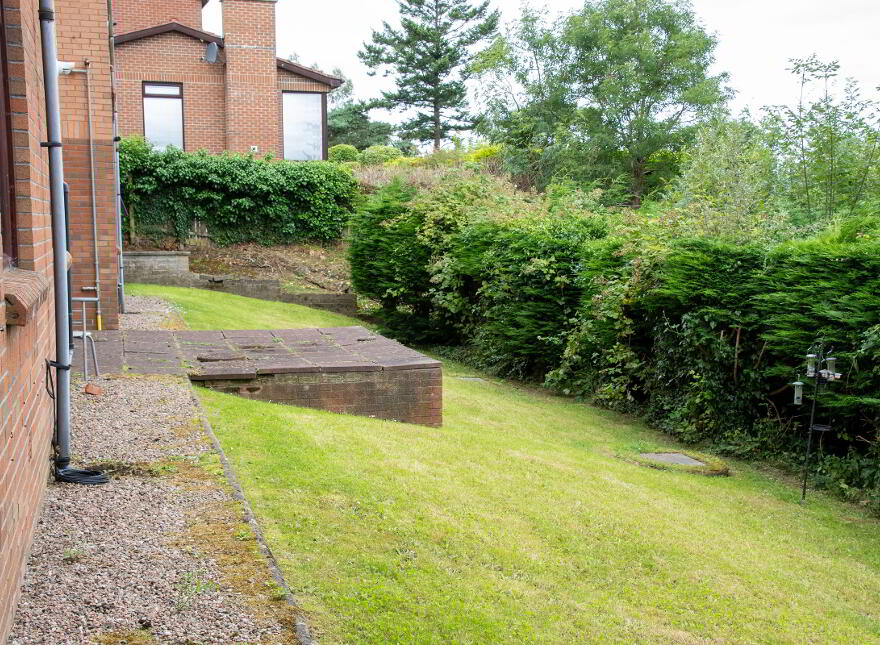 20 Castlemews, Leadhill, Belfast, BT6 9RR