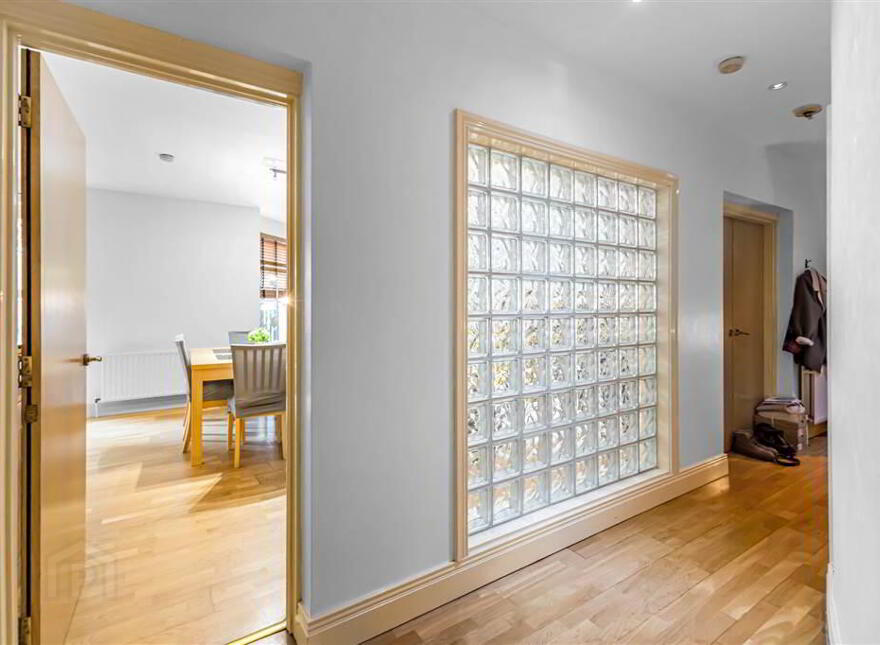 6 Chlorine Mews, Chlorine Gardens, Belfast, BT9 5DL
