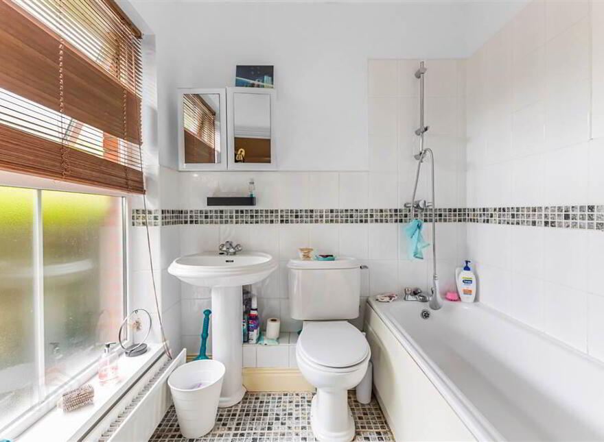 6 Chlorine Mews, Chlorine Gardens, Belfast, BT9 5DL