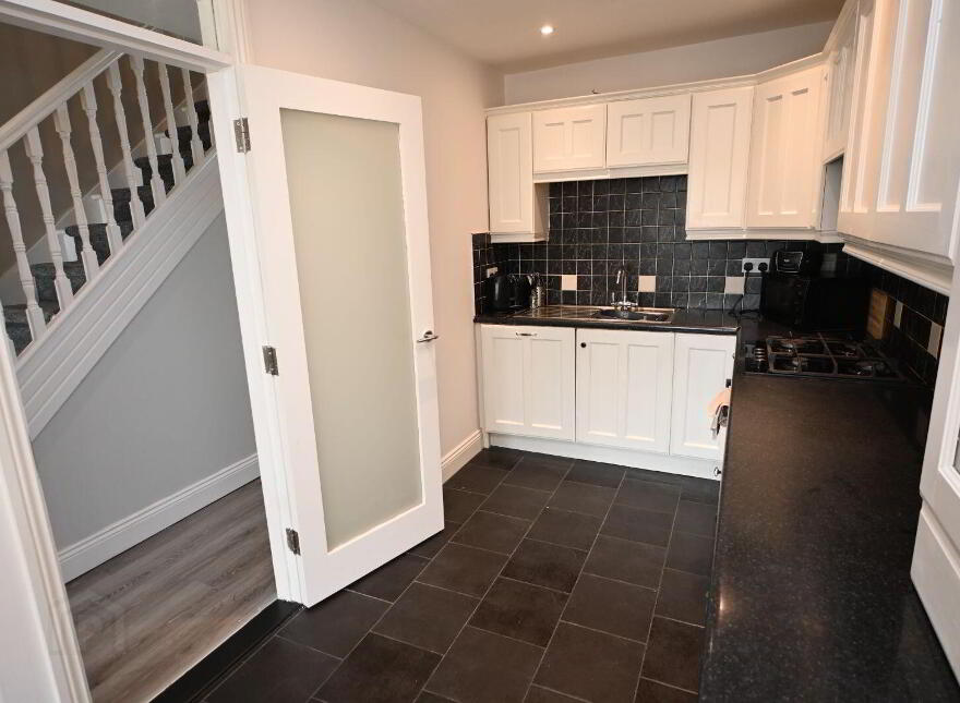 51 Seanabothair, Killeens