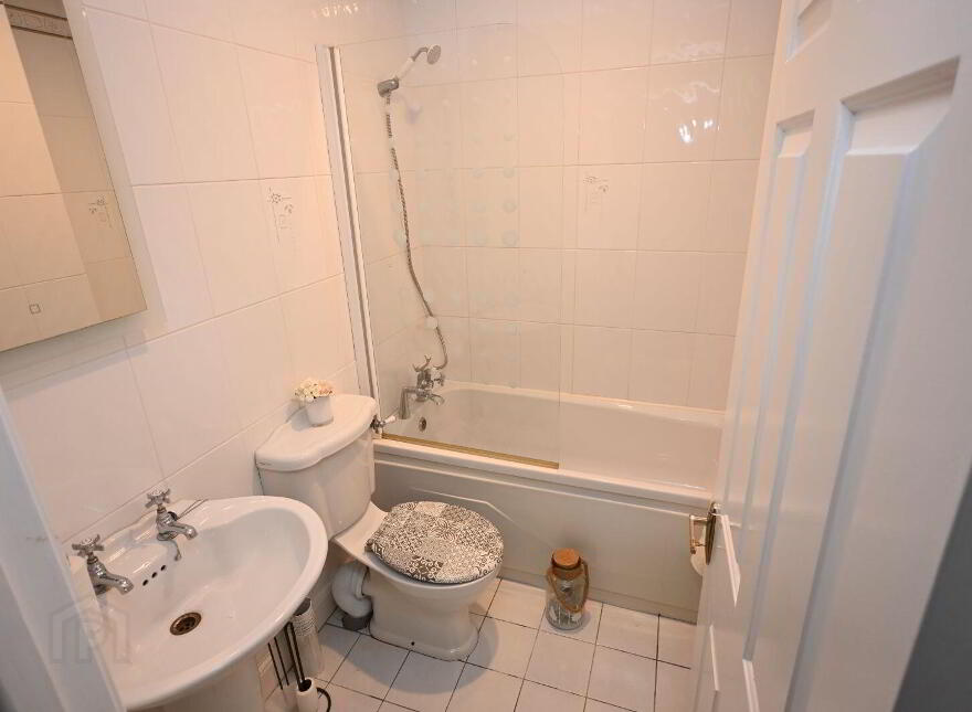 51 Seanabothair, Killeens
