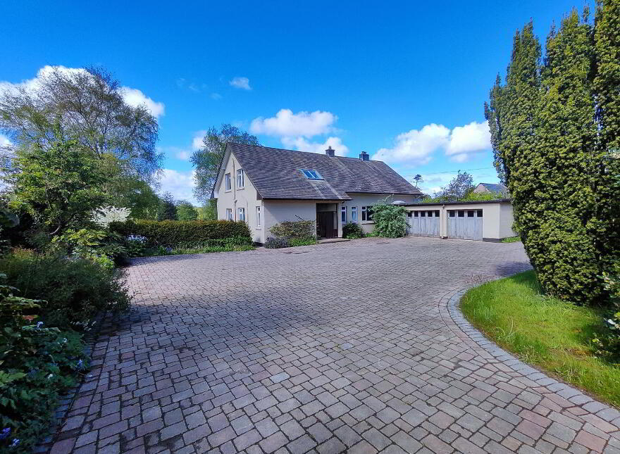 37 Ballyquin Road, Limavady, BT49 9EY