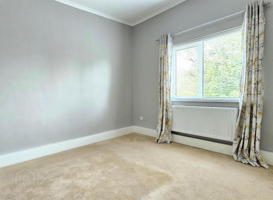 30 Rosebrook Grove, Carrickfergus, BT38 8NS