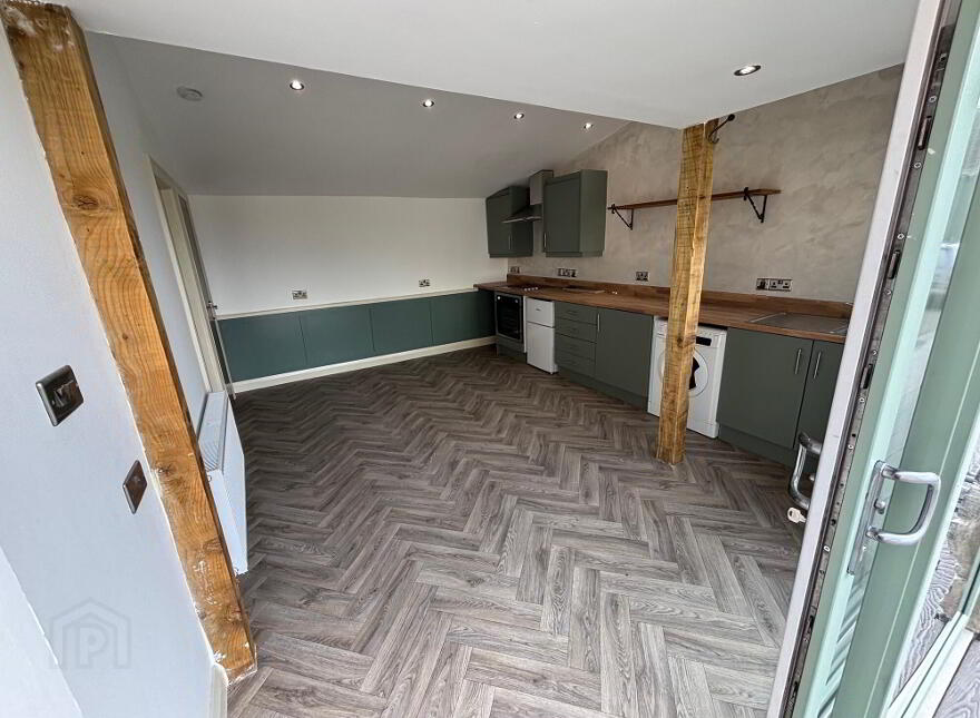 Apt 3, 13 Ballinderry Road, Aghalee, BT67 0DY